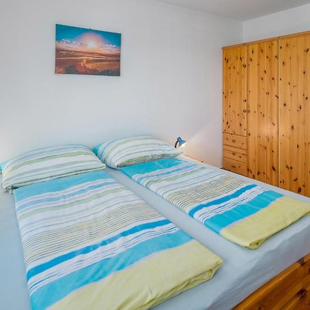 1 Bedroom Beautiful Apartment In Пореч Экстерьер фото